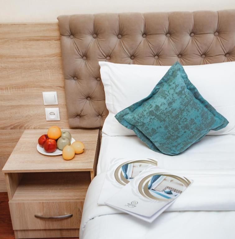 Park Hotel Al Bustan Shymkent Ngoại thất bức ảnh