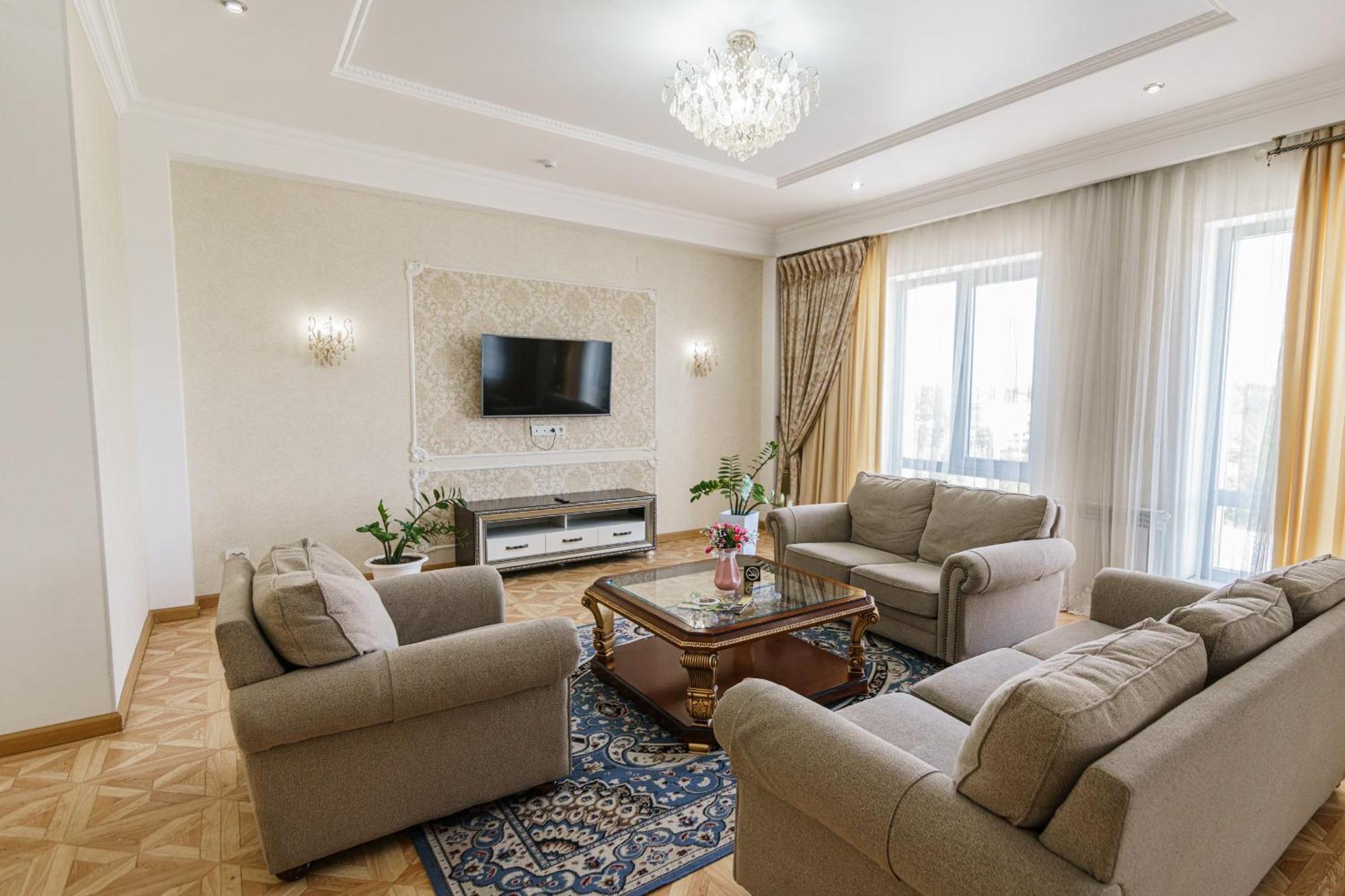 Park Hotel Al Bustan Shymkent Ngoại thất bức ảnh